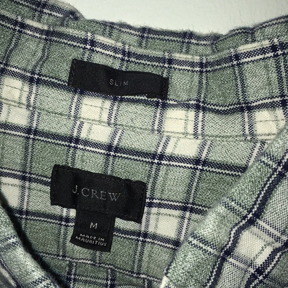 Men’s J.Crew Buttoned Down Collar Shirt - Picture 2 of 6